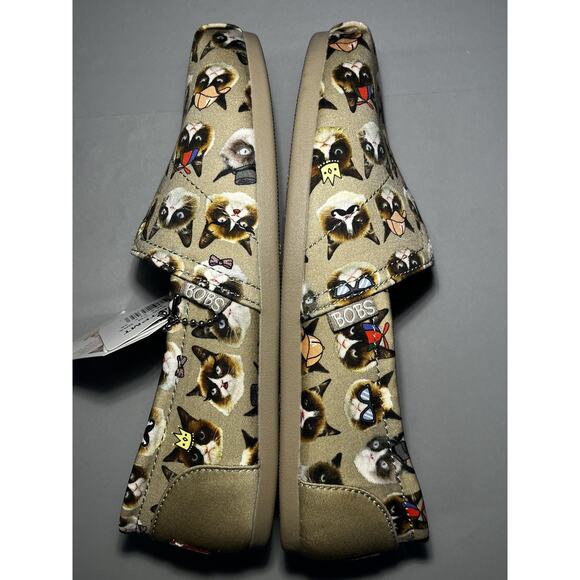 Skechers BOBS Shoes Womens Size 6.5 Tan Cat Print Slip On Memory Foam 33108 - Picture 3 of 8